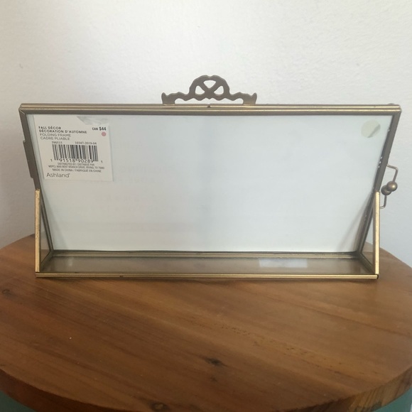 Ashland Gold Folding Frame - Picture 3 of 10